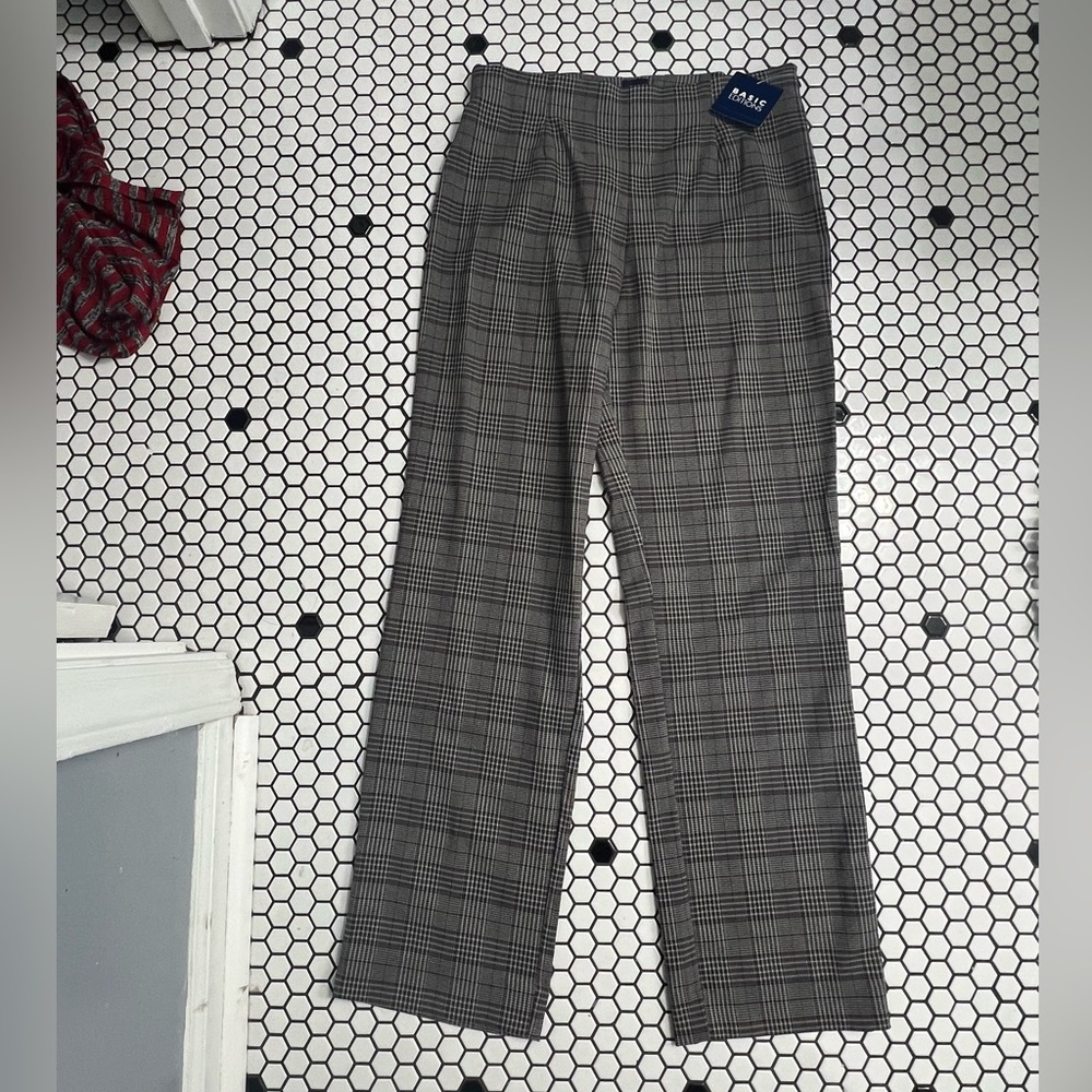 Nwt basic editions vintage plaid pants size 6